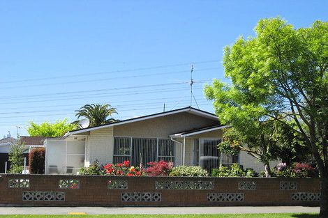 Photo of property in 2/12a Hartford Street, Burnside, Christchurch, 8053