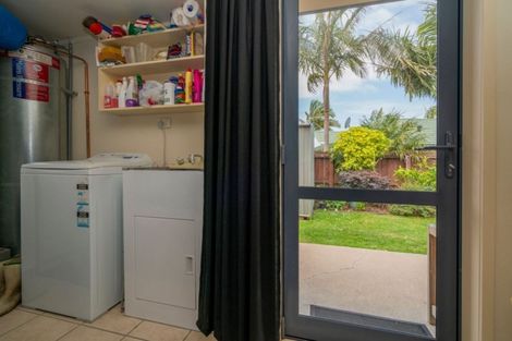 Photo of property in 2 Mayfair Close, Whitianga, 3510