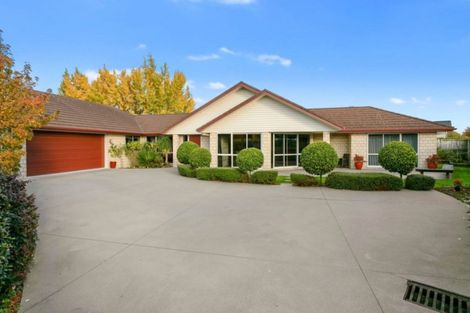 Photo of property in 23 Lilac Close, Cambridge, 3434