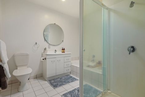 Photo of property in 17a Whiteleigh Avenue, Addington, Christchurch, 8024