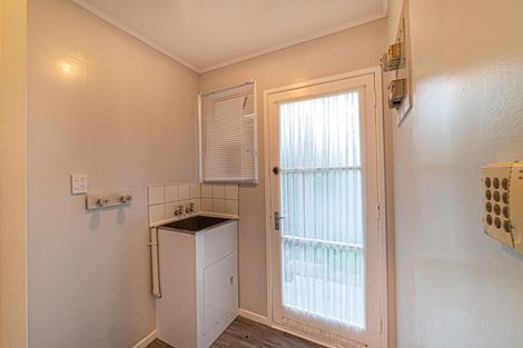 Photo of property in 2/12 Palmers Road, Clendon Park, Auckland, 2103