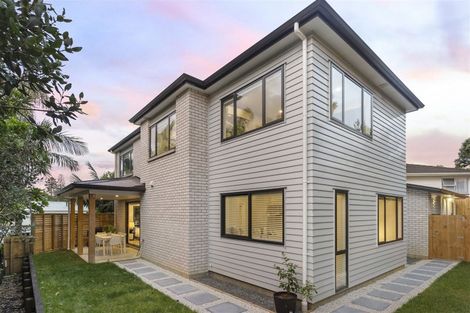 Photo of property in 63a Hellyers Street, Birkdale, Auckland, 0626