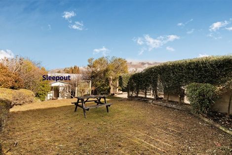 Photo of property in 61 Manuka Crescent, Wanaka, 9305