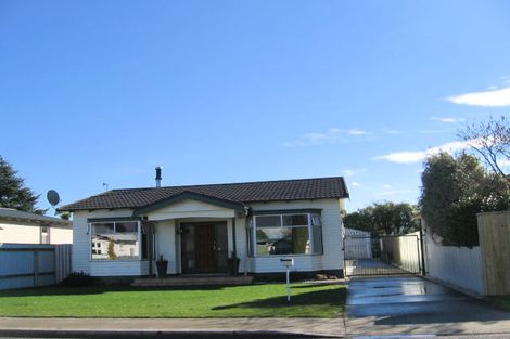Photo of property in 209 Riverslea Road South, Akina, Hastings, 4122