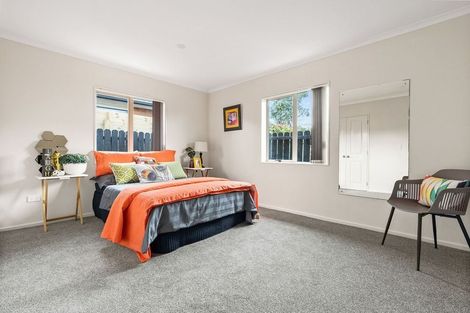 Photo of property in 15 Saybrook Place, Mangere, Auckland, 2022