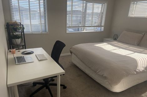 Photo of property in 5 Toanui Road, Hobsonville, Auckland, 0616