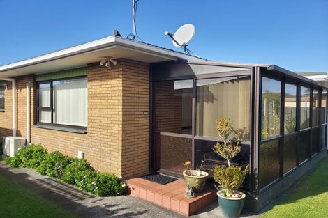 Photo of property in 6c Holsworthy Road, Lower Vogeltown, New Plymouth, 4310