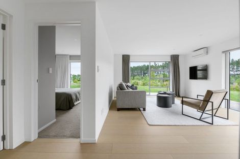 Photo of property in 2227 River Road, Horsham Downs, Hamilton, 3281