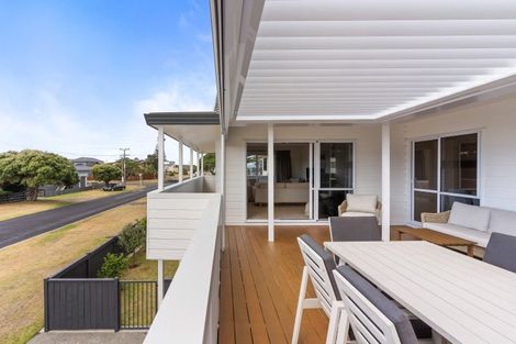 Photo of property in 101 Island View Road, Whangamata, 3620