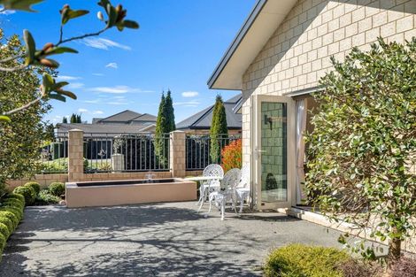 Photo of property in 6 Ascot Place, Rangiora, 7400
