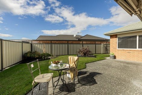 Photo of property in 7 Forbury Way, Taradale, Napier, 4112