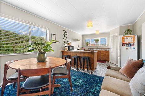 Photo of property in 93 Hatea Drive, Regent, Whangarei, 0112