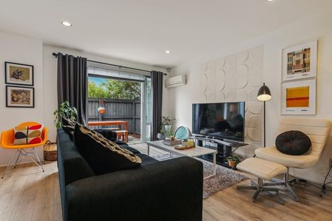 Photo of property in 17a Whiteleigh Avenue, Addington, Christchurch, 8024