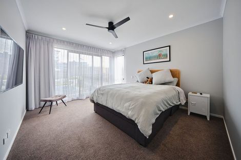Photo of property in 104 Symes Drive, Red Beach, 0932