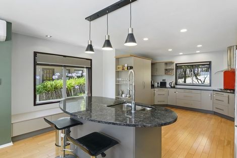 Photo of property in 48 Kotare Street, Waikanae, 5036