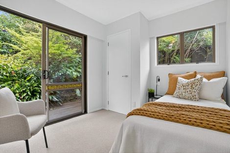 Photo of property in 1/1a Gordon Avenue, Forrest Hill, Auckland, 0620