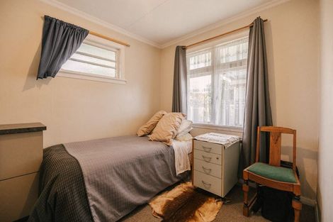 Photo of property in 24 Grey Street, Shannon, 4821