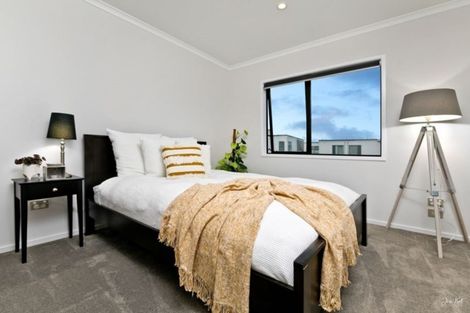 Photo of property in 81c Hobsonville Point Road, Hobsonville, Auckland, 0616