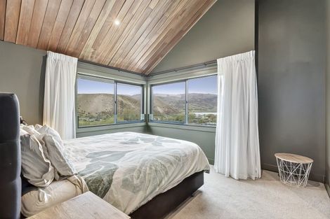 Photo of property in 2 Judare Drive, Lowburn, Cromwell, 9384