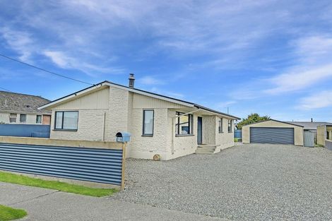 Photo of property in 19 Charlton Road, Gore, 9710