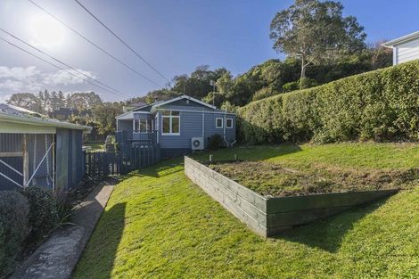 Photo of property in 7 Dickson Street, Macandrew Bay, Dunedin, 9014