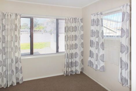 Photo of property in 45 Johnston Street, Foxton, 4814