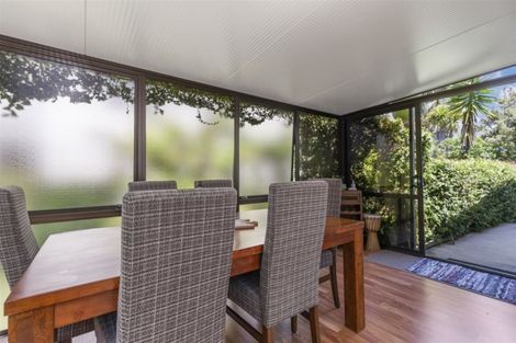 Photo of property in 41 Valley View Road, Glenfield, Auckland, 0629