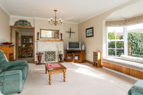 Photo of property in 87 Meeanee Road, Taradale, Napier, 4112