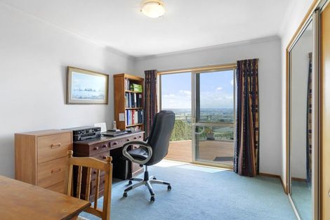 Photo of property in 3 The Rocks, Kennedys Bush, Christchurch, 8025