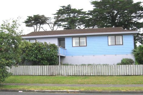 Photo of property in 1/81 Luanda Drive, Ranui, Auckland, 0612