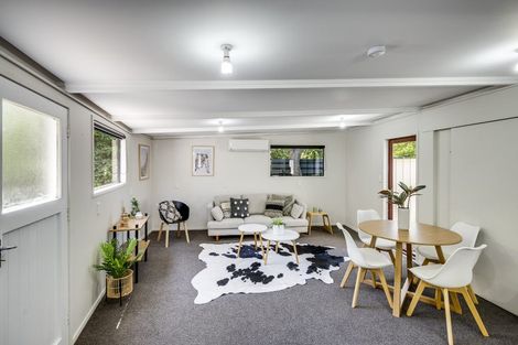 Photo of property in 23 Kent Terrace, Taradale, Napier, 4112
