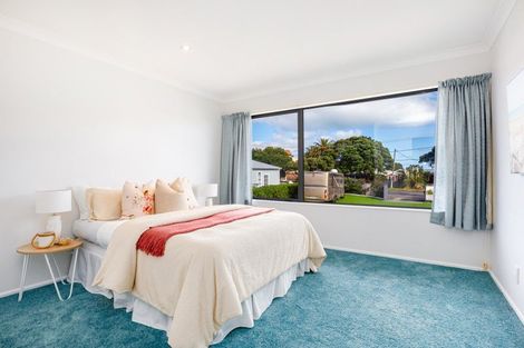 Photo of property in 56 Wharemauku Road, Raumati Beach, Paraparaumu, 5032