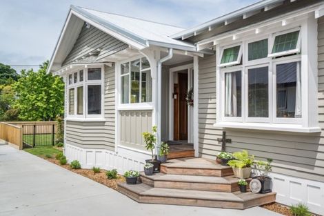 Photo of property in 192 Riverlaw Terrace, Saint Martins, Christchurch, 8022