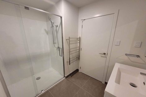 Photo of property in 12 Whakahui Lane, Mangere Bridge, Auckland, 2022
