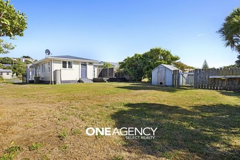 Photo of property in 95 Te Pene Avenue, Titahi Bay, Porirua, 5022