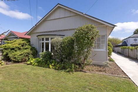 Photo of property in 229 Geraldine Street, Edgeware, Christchurch, 8013