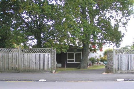 Photo of property in 3/270 Lake Road, Hauraki, Auckland, 0622