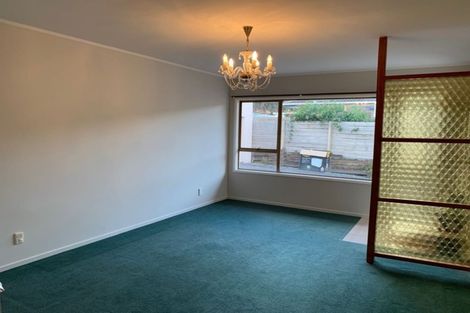 Photo of property in 2/48 Stanniland Street, Sunnyhills, Auckland, 2010