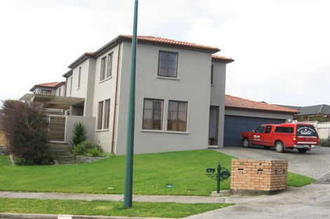Photo of property in 71 Mt Lebanon Crescent, The Gardens, Auckland, 2105