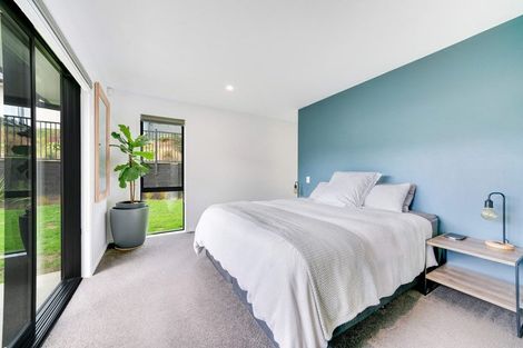 Photo of property in 16 Stanton House Road, Paerata, 2124