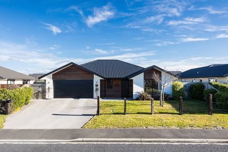 Photo of property in 27 Anderton Crescent, Mosgiel, 9024