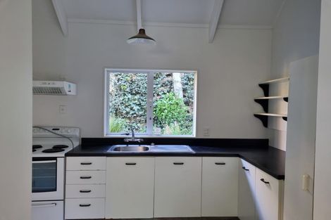 Photo of property in 54f2 Hungerford Road, Houghton Bay, Wellington, 6023
