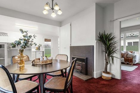 Photo of property in 25 Wades Avenue, Saint Martins, Christchurch, 8022