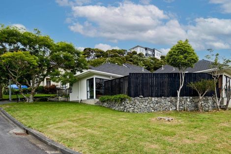 Photo of property in 2 Pilot Lane, Whitby, Porirua, 5024