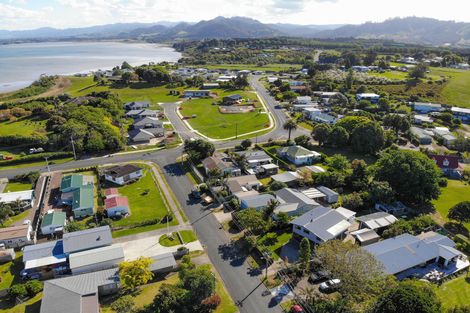 Photo of property in 54 Roretana Drive, Athenree, Katikati, 3177