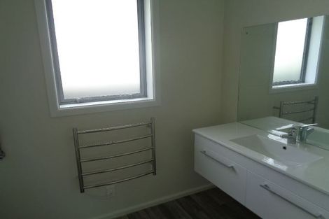 Photo of property in 1 Isleworth Road, Bishopdale, Christchurch, 8053