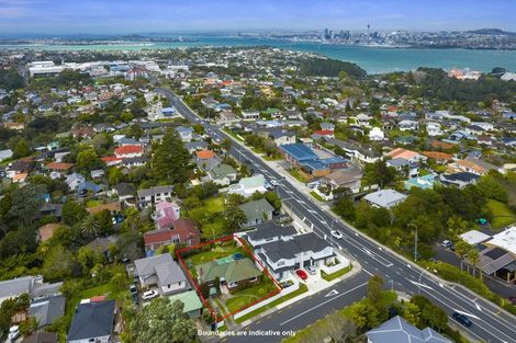 Photo of property in 1 Roseberry Avenue, Birkenhead, Auckland, 0626