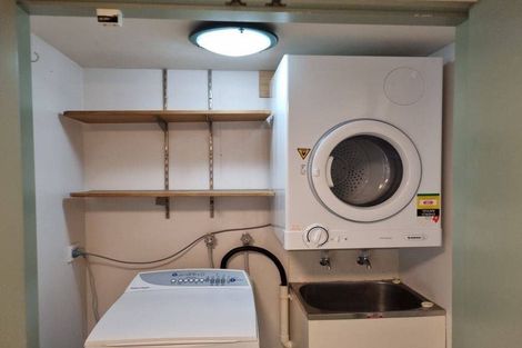 Photo of property in 3 Dover Street, Island Bay, Wellington, 6023