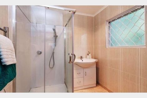 Photo of property in 2/2 Pine Street, New Lynn, Auckland, 0600