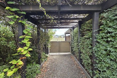 Photo of property in 2 Caen Street, Oamaru North, Oamaru, 9400